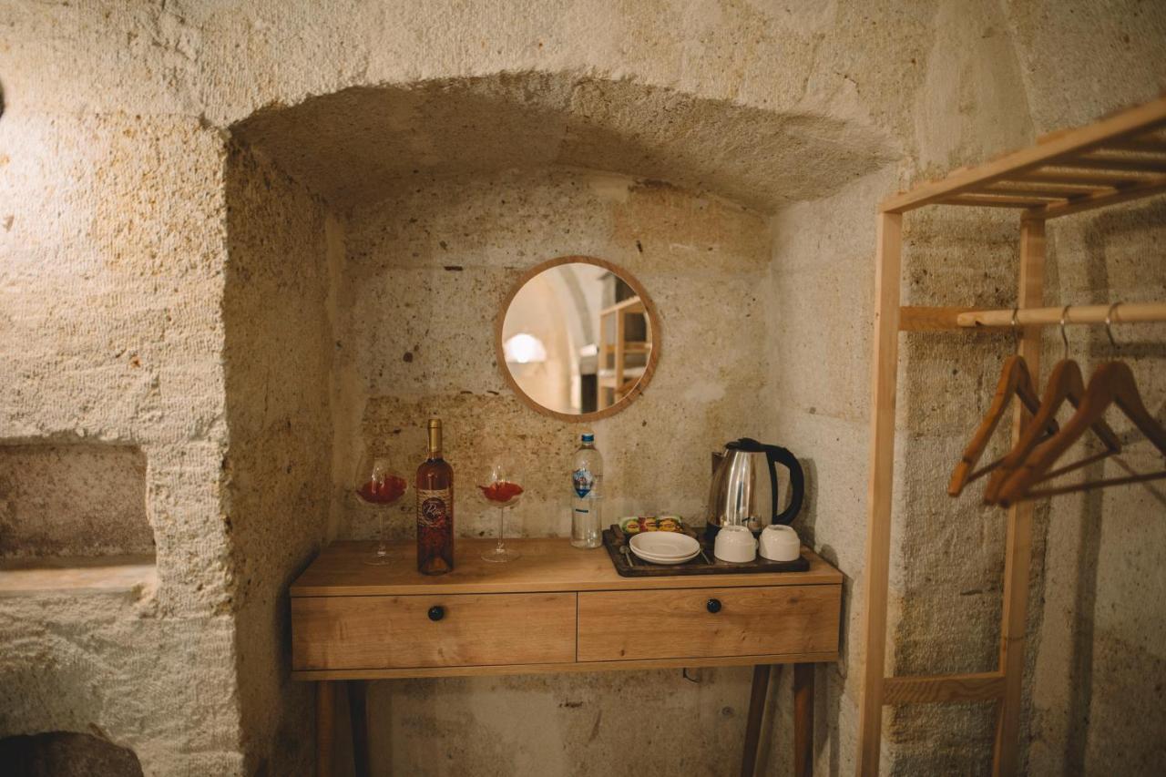 Daphne Cave Hotel Аванос Экстерьер фото