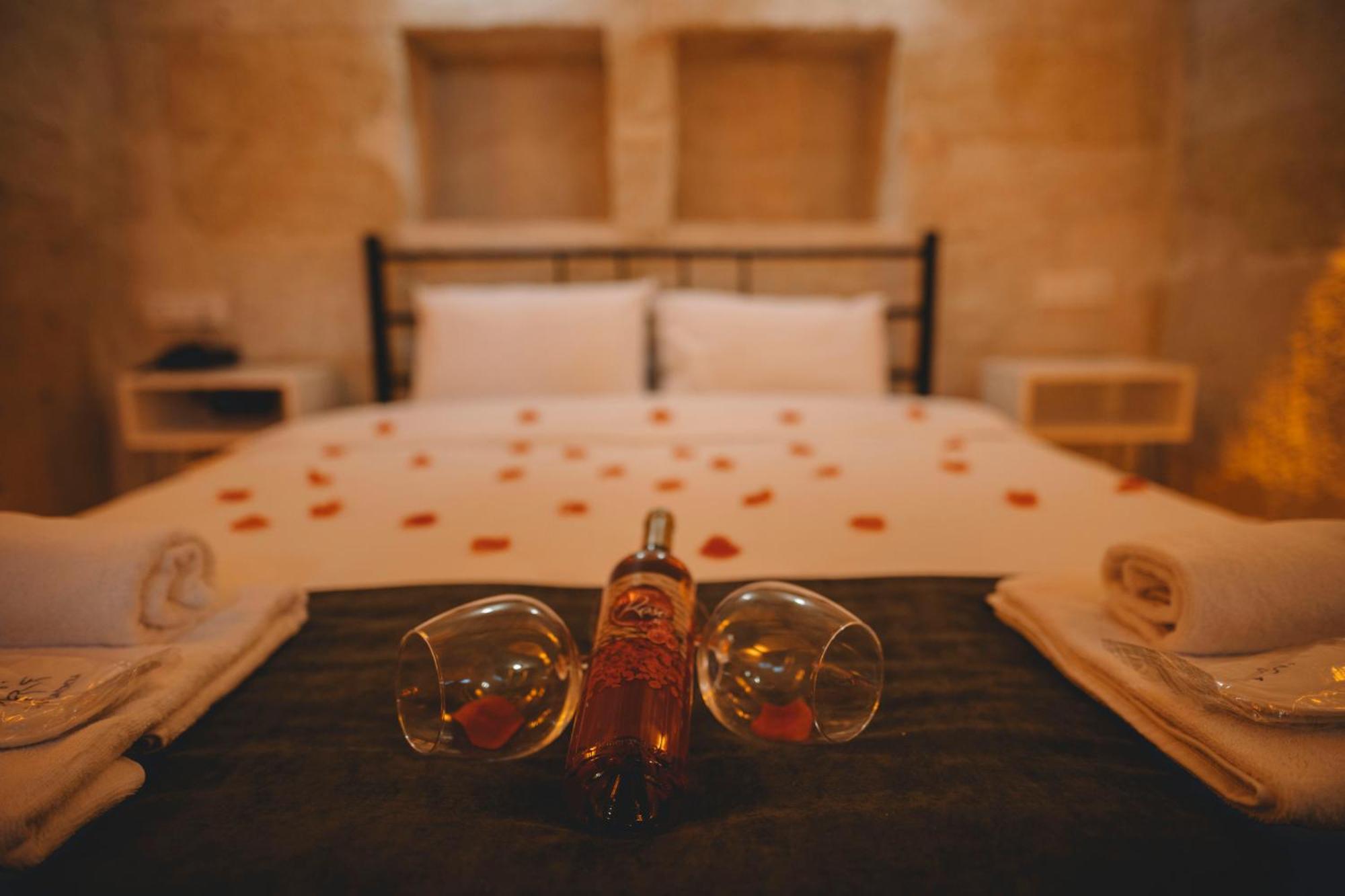 Daphne Cave Hotel Аванос Экстерьер фото