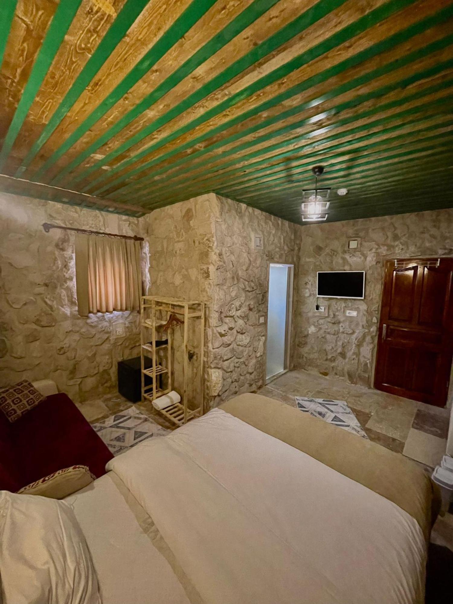 Daphne Cave Hotel Аванос Экстерьер фото
