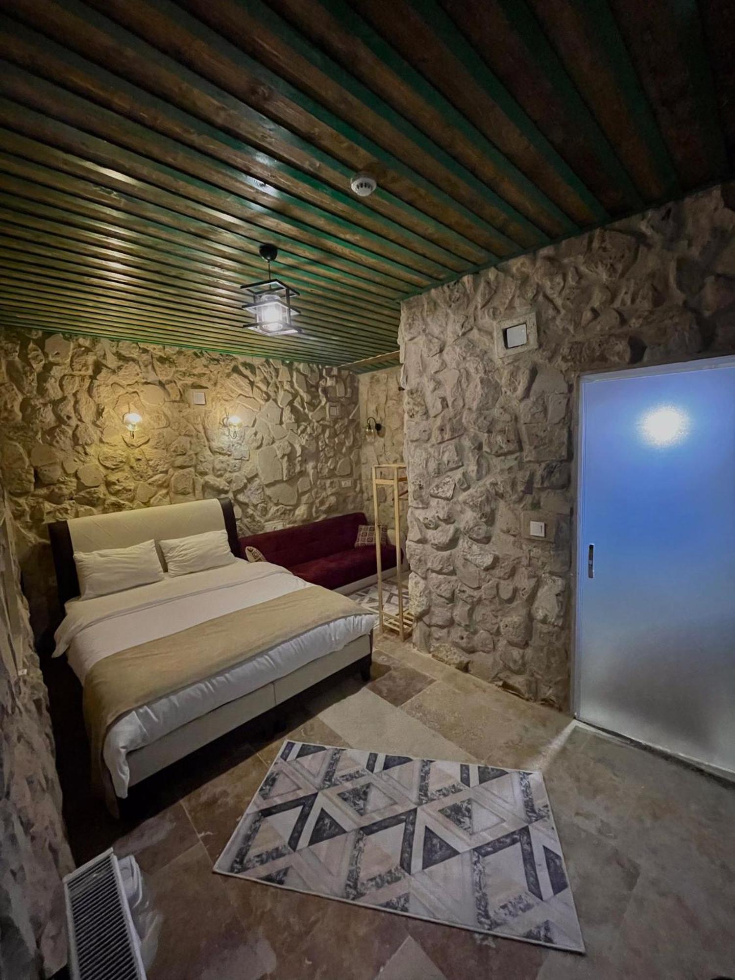 Daphne Cave Hotel Аванос Экстерьер фото
